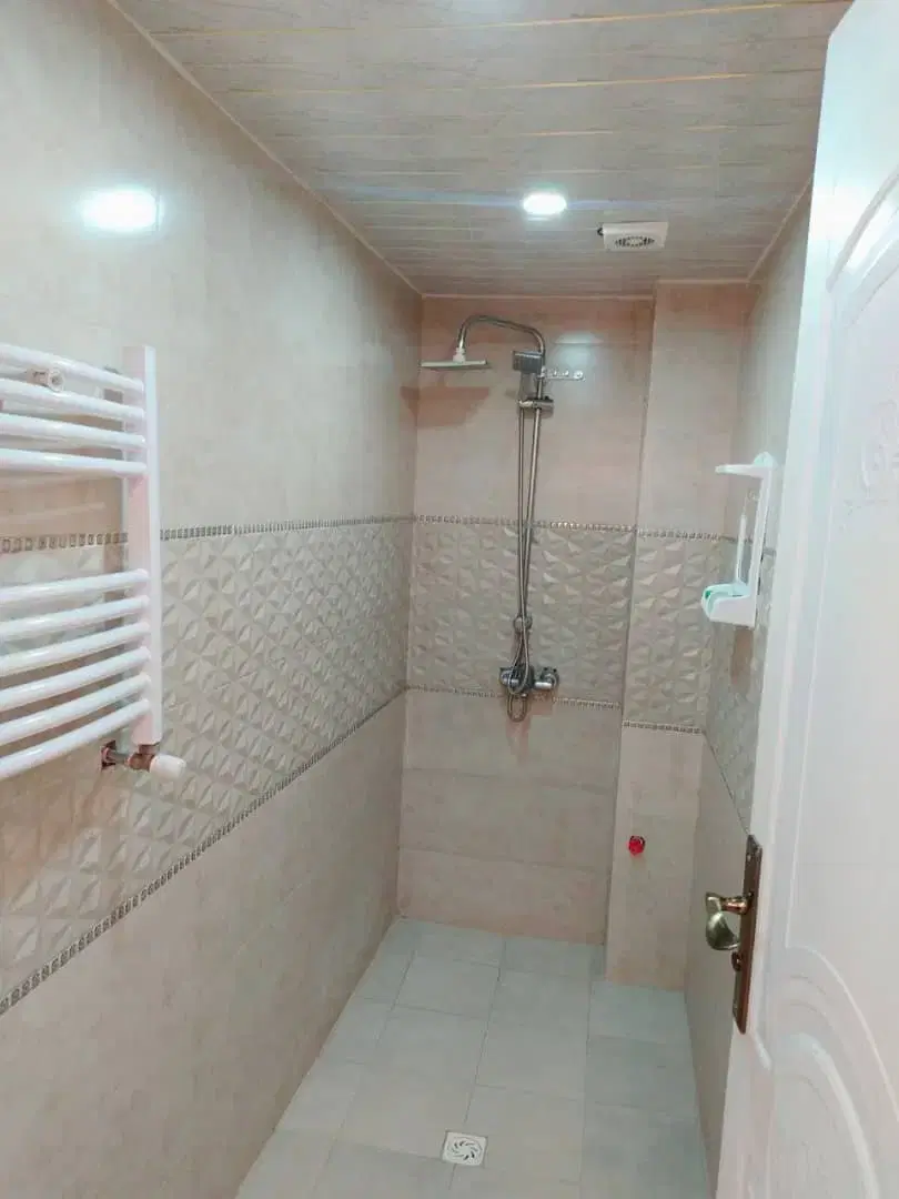 اجاره سوئیت ۸۰ متری دو خوابه مرکز سرعین ( کد 2 )