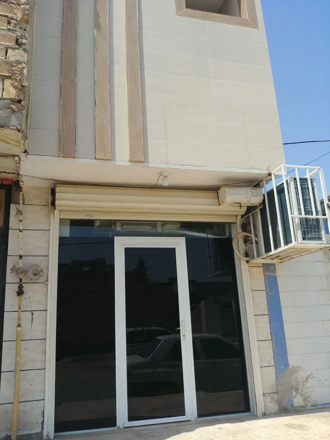 فروش مغازه تجاری سه طبقه