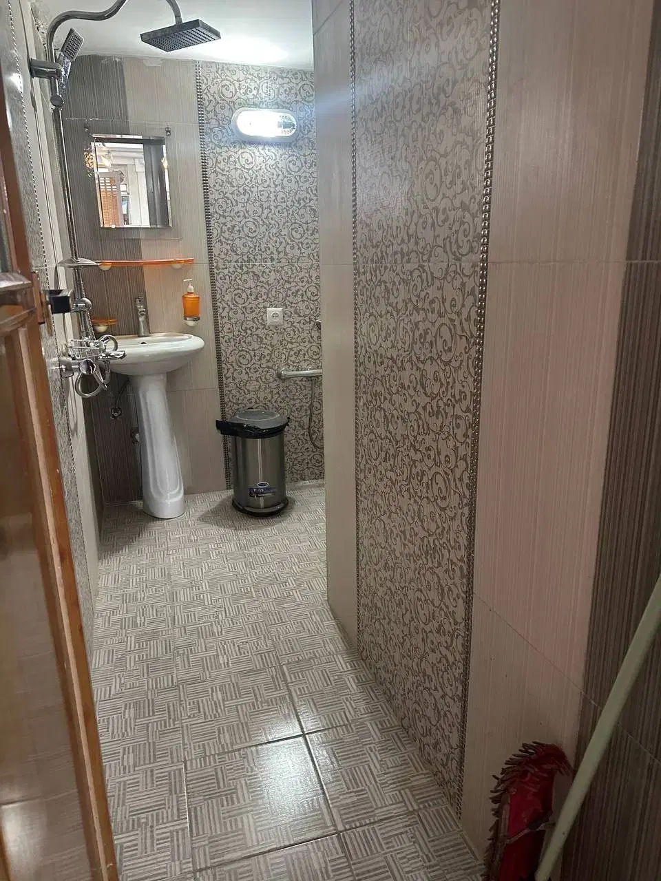 اجاره زیرزمین ۱۲۰ متری مناسب کسب