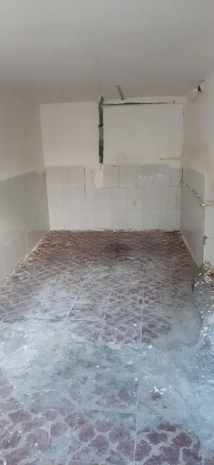 یک باب پارکینگ اختصاصی