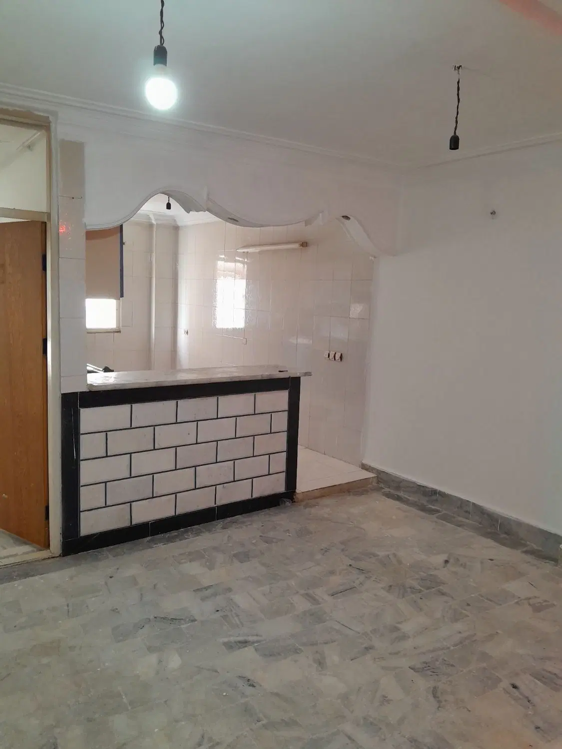 فروش آپارتمان دو خوابه تمیز