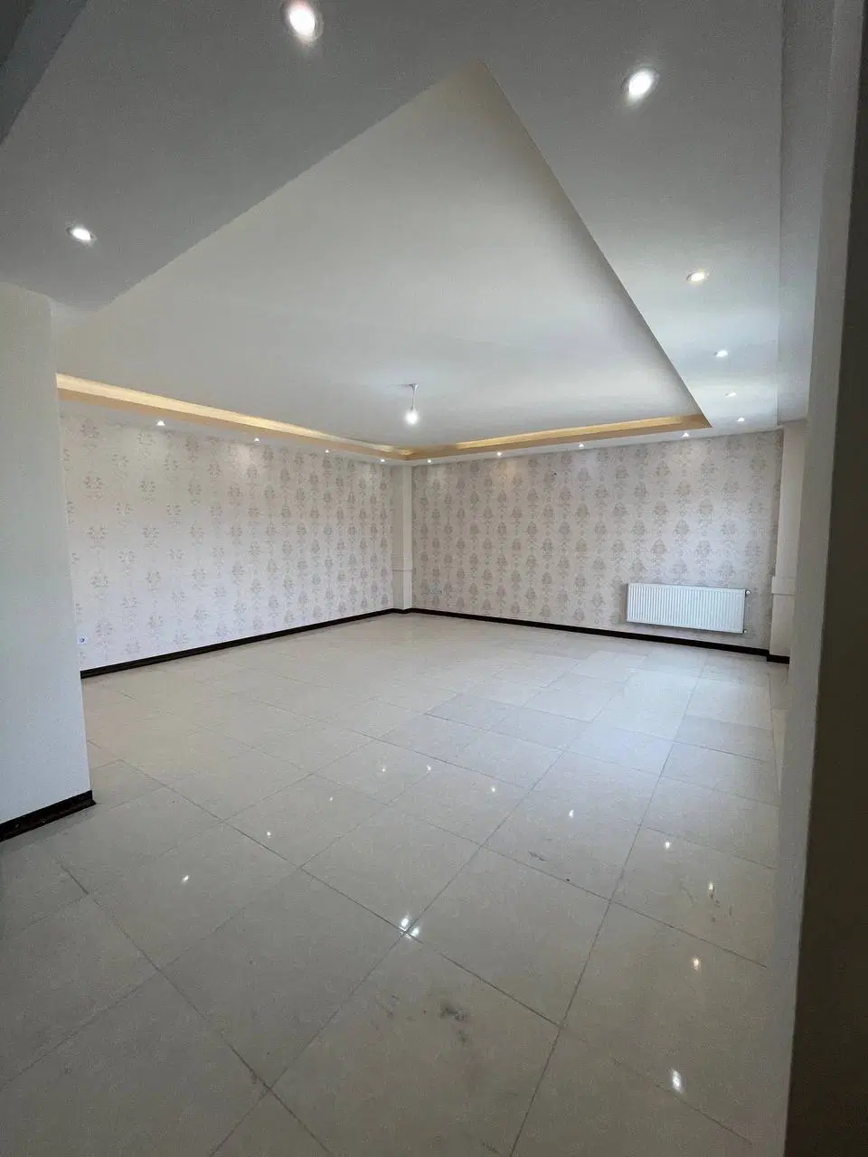 رهن کامل سه خواب 150 متری فول