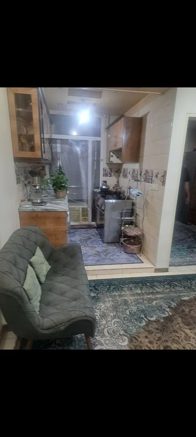 ۵۰ متری با پارکینگ نوساز