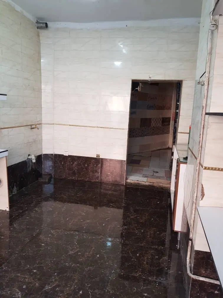 مغازه ۲۶ متری ابتدای خیابان رجبی بر خیابان