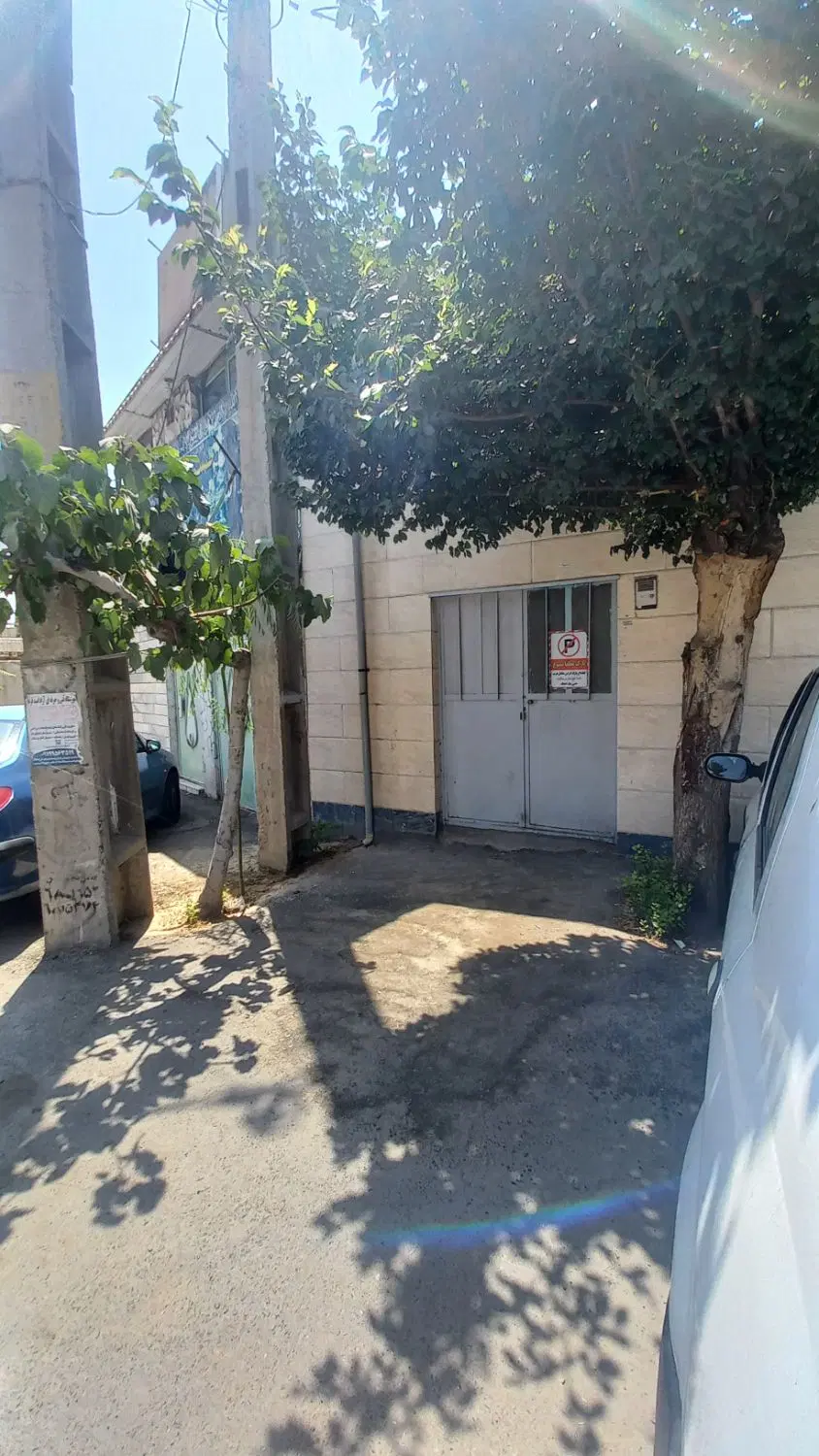 اجاره انبار _کارگاه ۴۰ متری بدون مزاحم خیابان اصلی