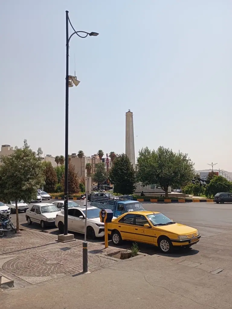رهن و اجاره واحد سه خواب اداری واقع در فلکه گاز