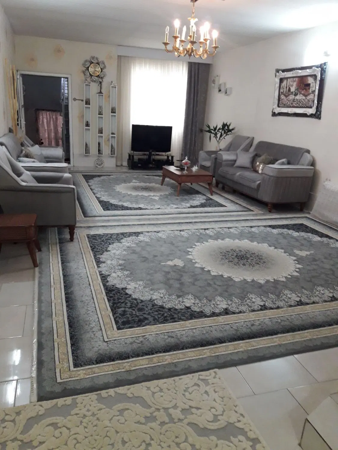 ویلایی _دو طبقه ونیم _ نوساز_ نقشه بدون پرتی