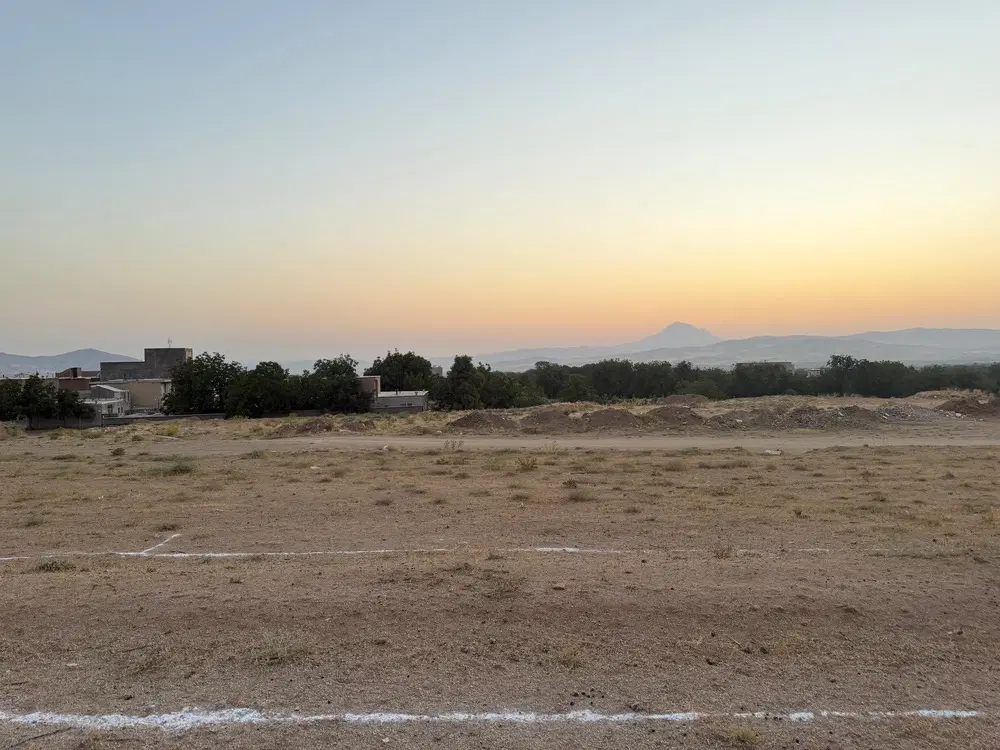 یک قطعه زمین