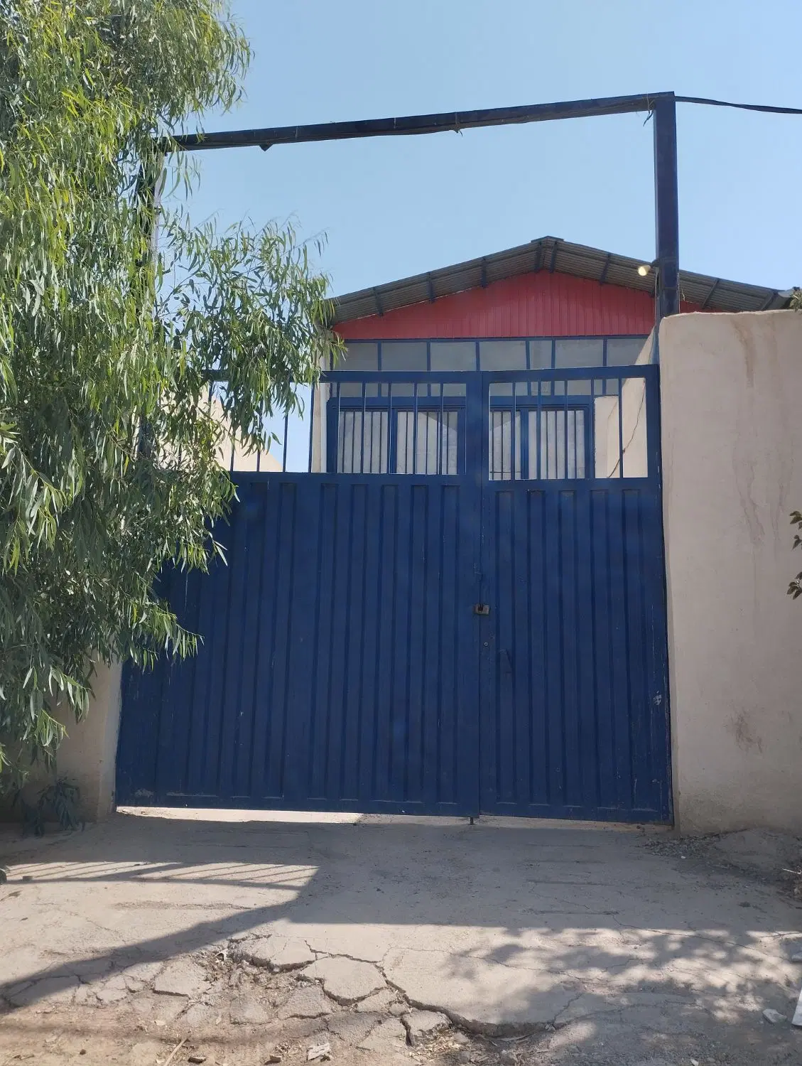 کارگاه صنعتی ۱۵۰ متر