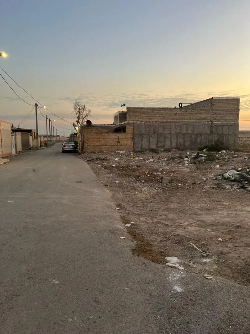 زمین ۱۸۵ متری سلیچ شرقی با سند تک برگ