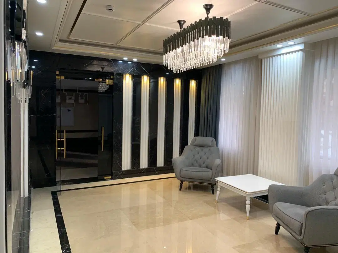 85متر_همکف_پارکینگ دار_کم واحد_بازسازی شده