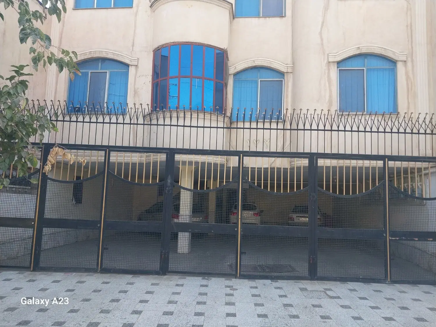 ۸۰متر سند*حاشیه استاد یوسفی*ط۳