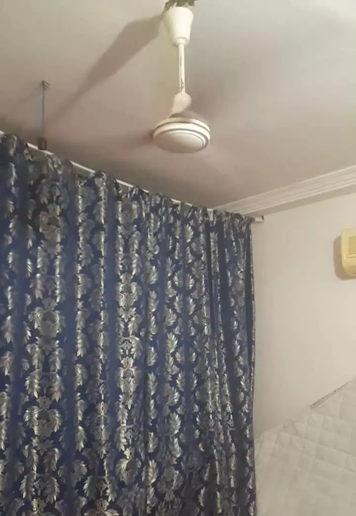 خانه باغ ویلایی  با دو درب ورودی وسنگ شش دانگ