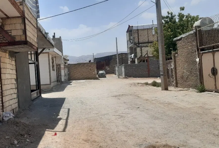 خانه ۲۱۰