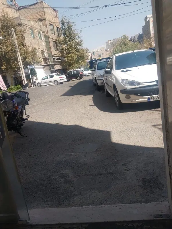 ۶۰متر ملکیت دوکله جا مغازه خ زهدی