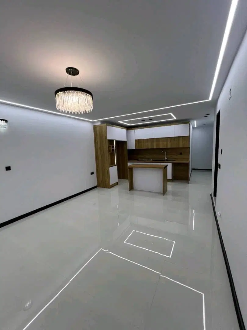 ۷۰متری طبقه اول*۶واحدی*پارکینگ اختصاصی*سود‌و‌سکونت
