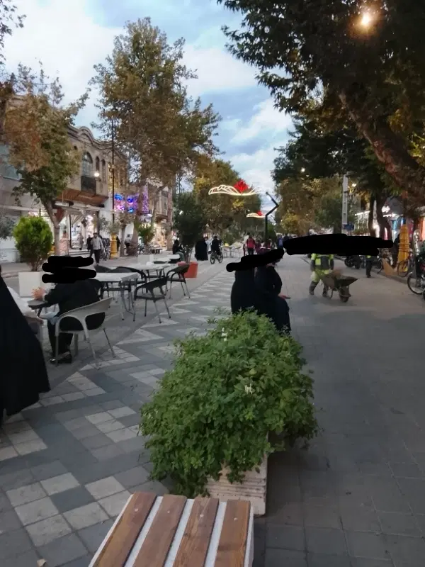 زمین ۱۰۰۰متری در روزبه جاده انهر