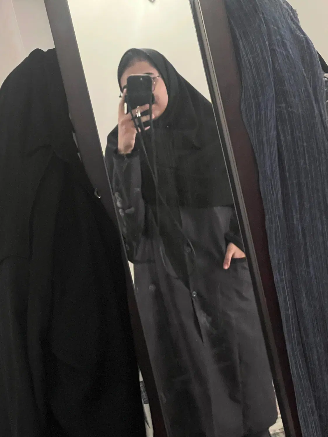 رهن و اجاره اپارتمان ۹۸ متری فاز ۸