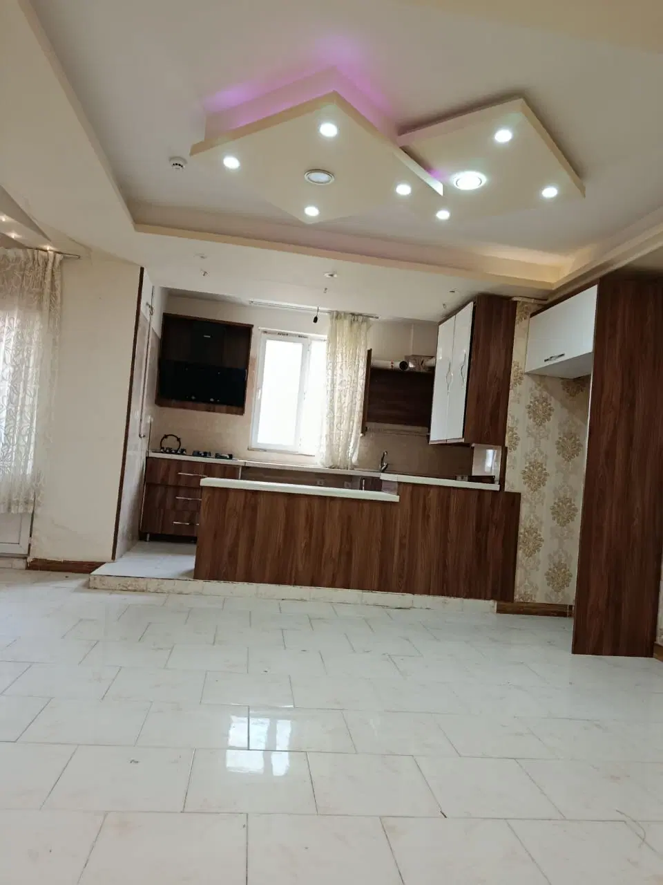 دو  خواب ۹۲‌متری لاکچری  فاز ۴ شمال