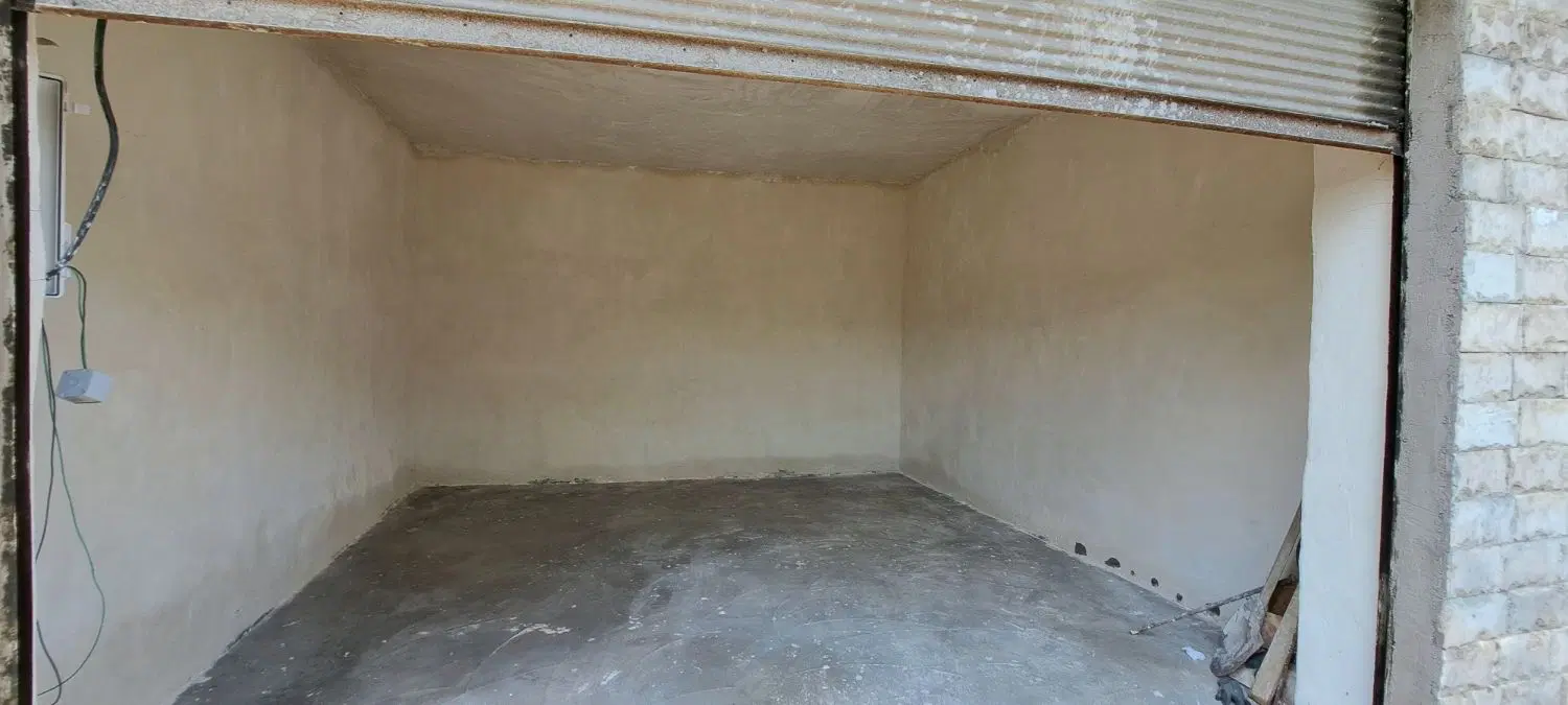 مغازه ۵۰ متری