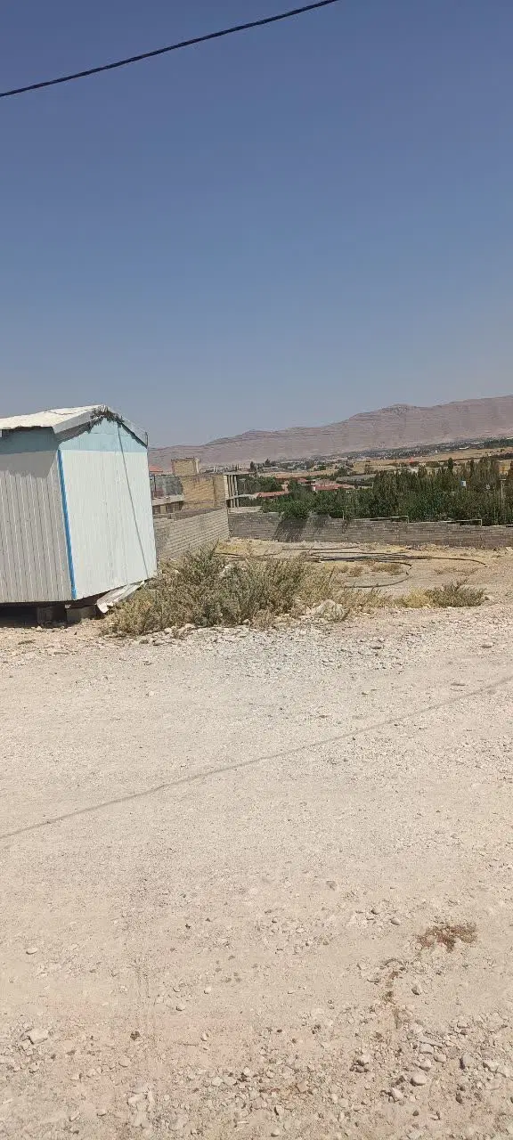 زمین دوبر بر جاده رو