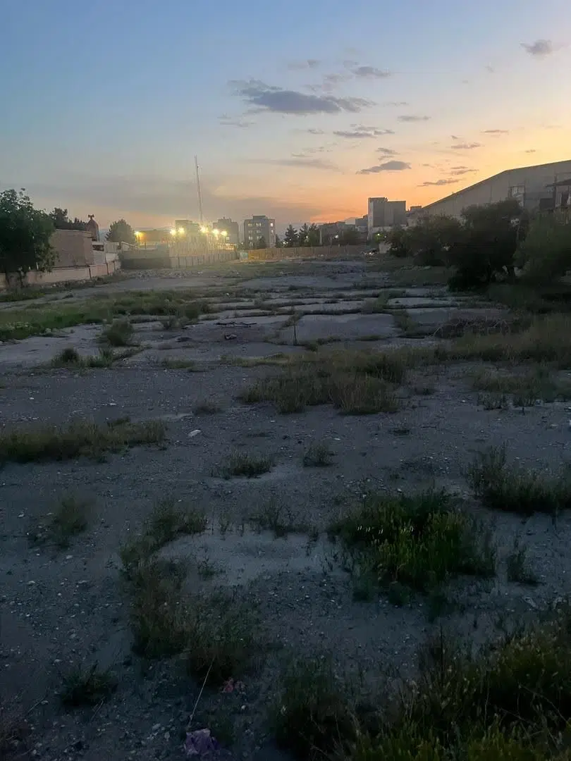 زمین دور دیوار هکتاری جهت اجاره