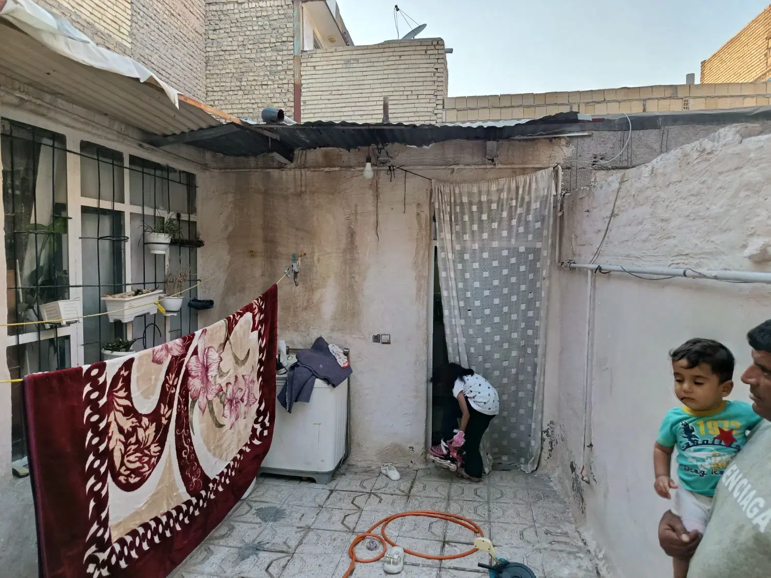 منزل ۷۰ متری