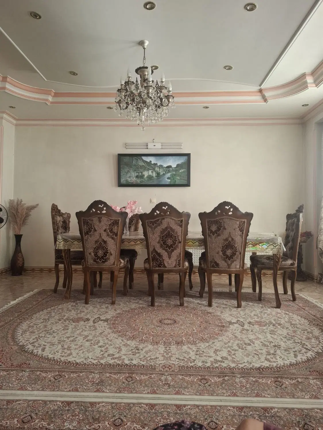 آپارتمان ۱۵۰متری  تک واحدی  واقع در شهرک وحدت