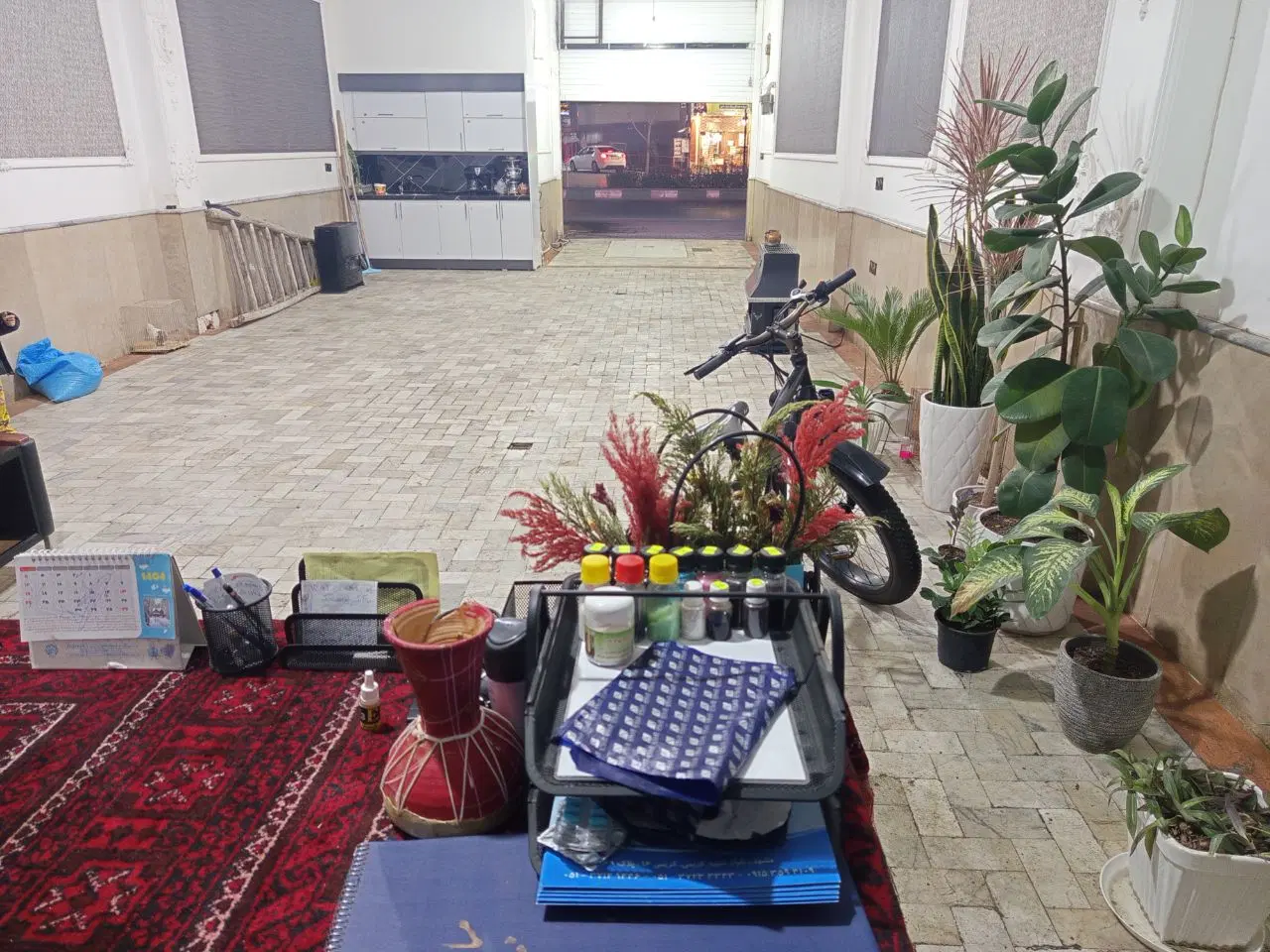 ۱۳۰ متری تجاری
