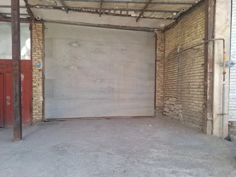 یه باب  انبار به متراژ ۵۰ متر
