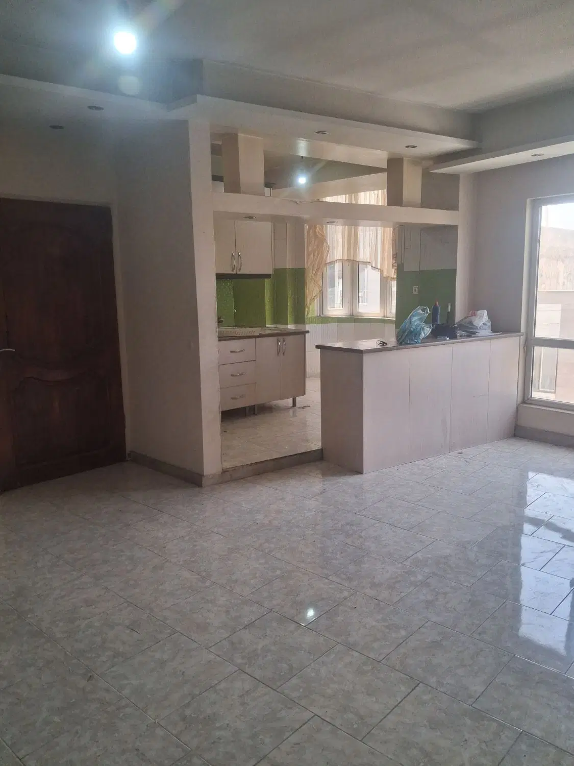 ۱۱۵ متری فول امکانات