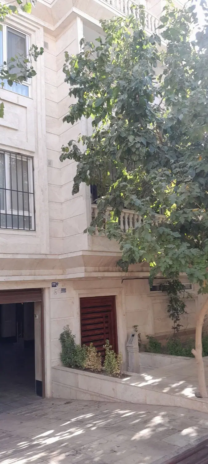 فروش آپارتمان ۹۸ متری
