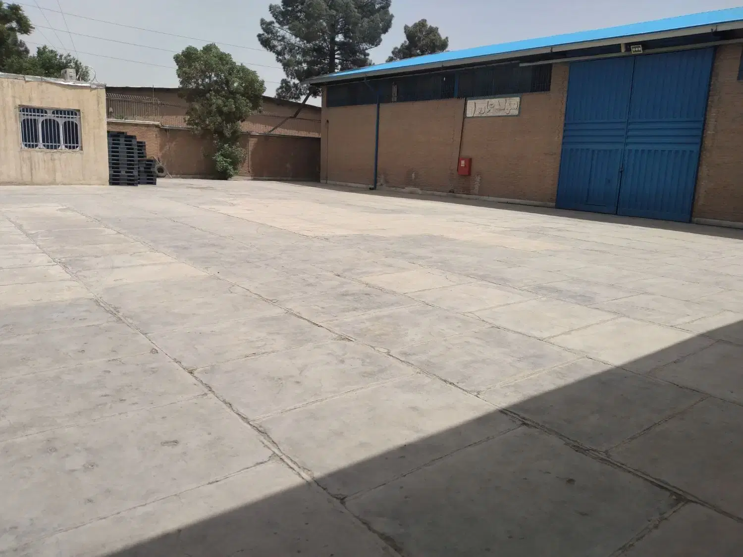 انبار اجاره ای جهت دپو کالا( بارانداز عمومی)