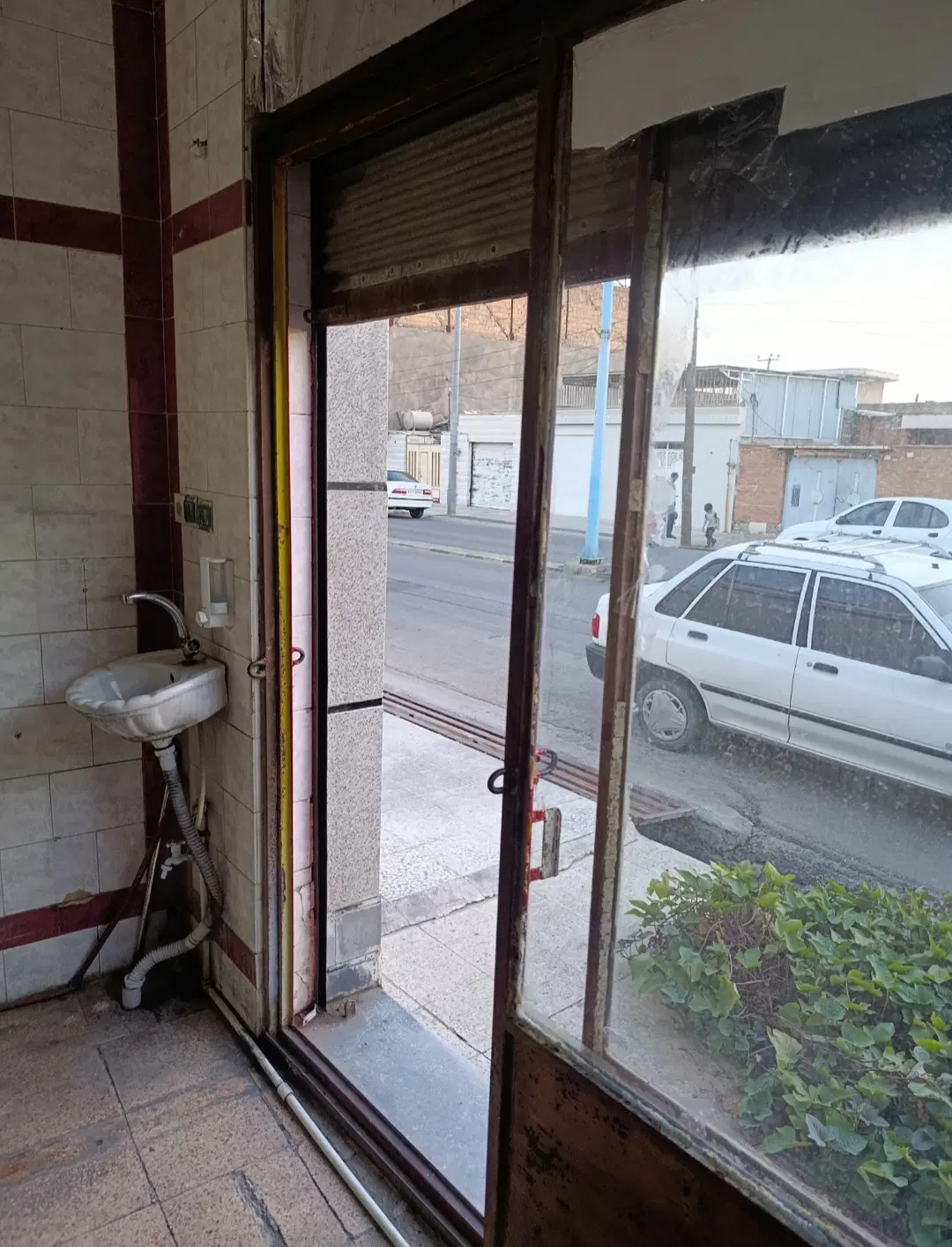 مغازه 24 متری