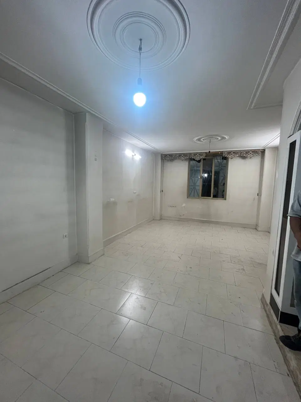 آپارتمان ۸۰ متری امیرکبیر ۳۸