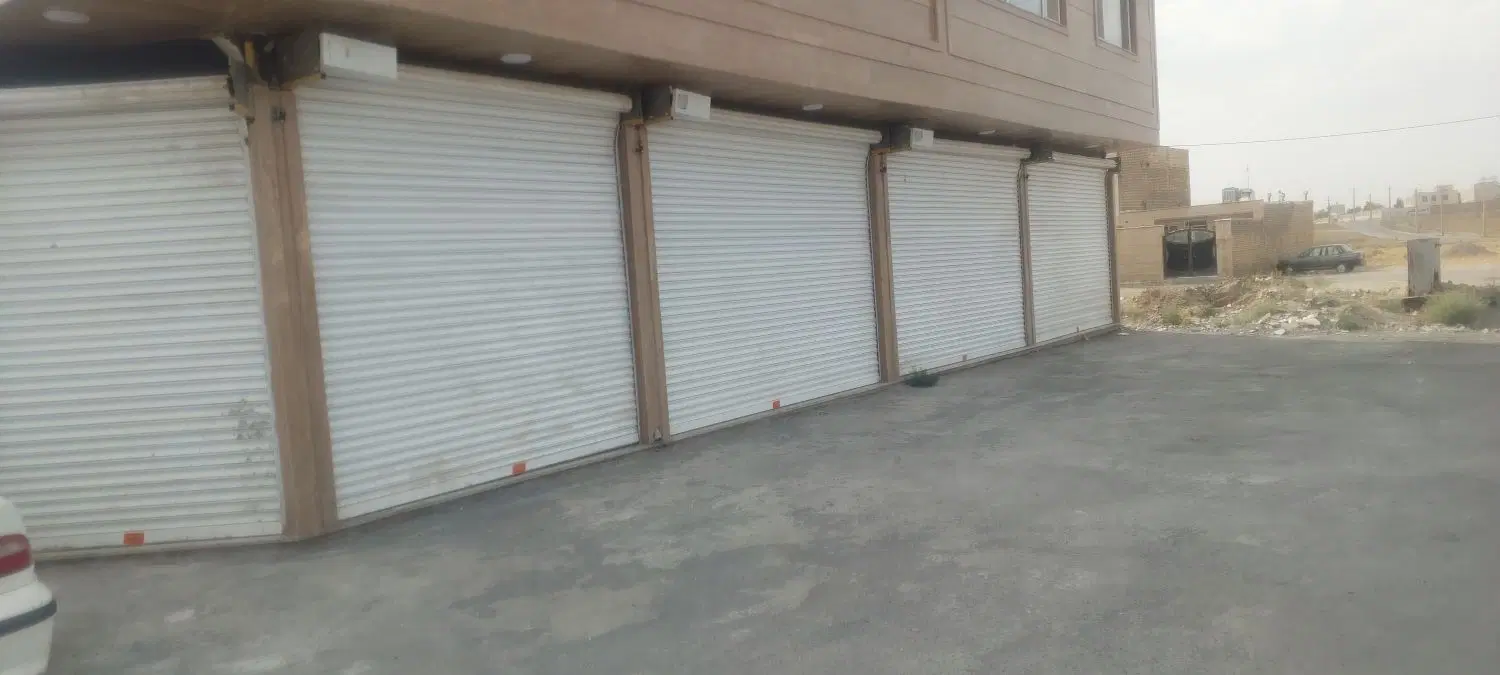 مغازه ۱۷۵ متری