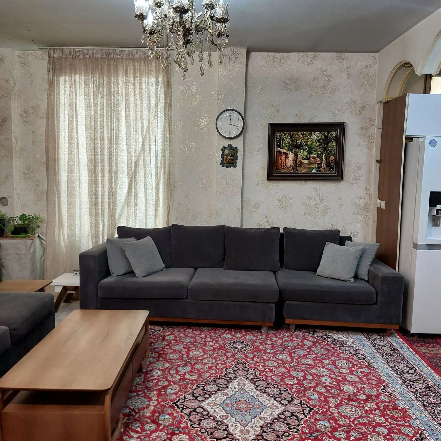 آپارتمان ۴۵متر با پارکینگ و انباری