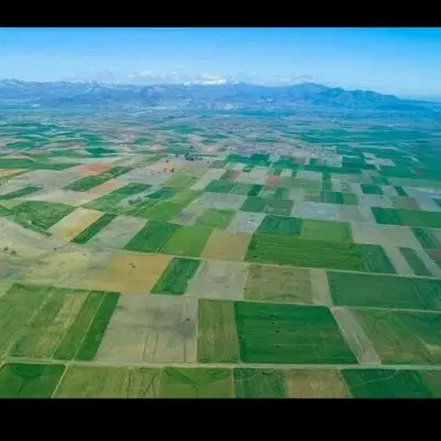 زمین فروشی