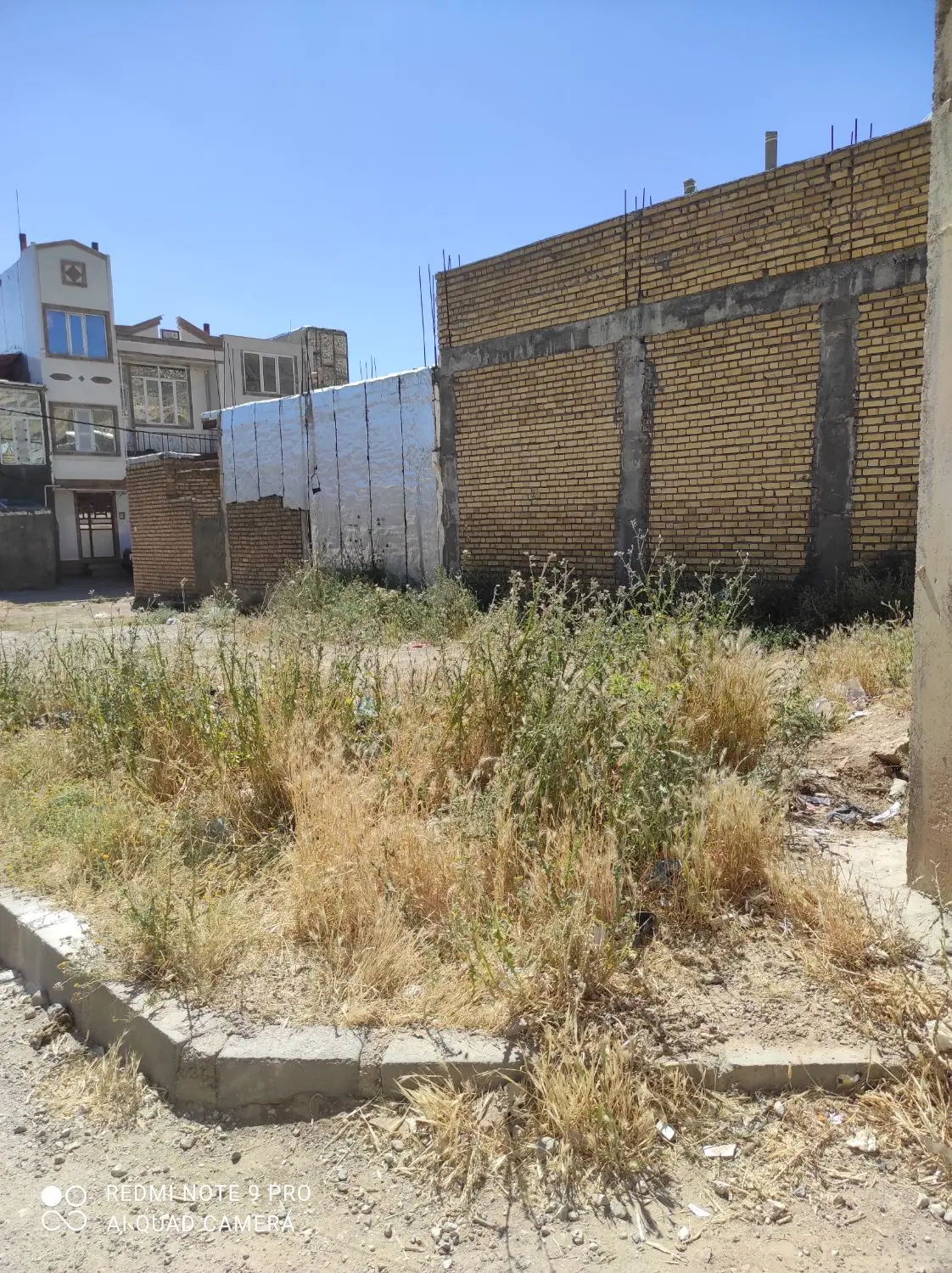 زمین مسکونی دو بر شهرستانی