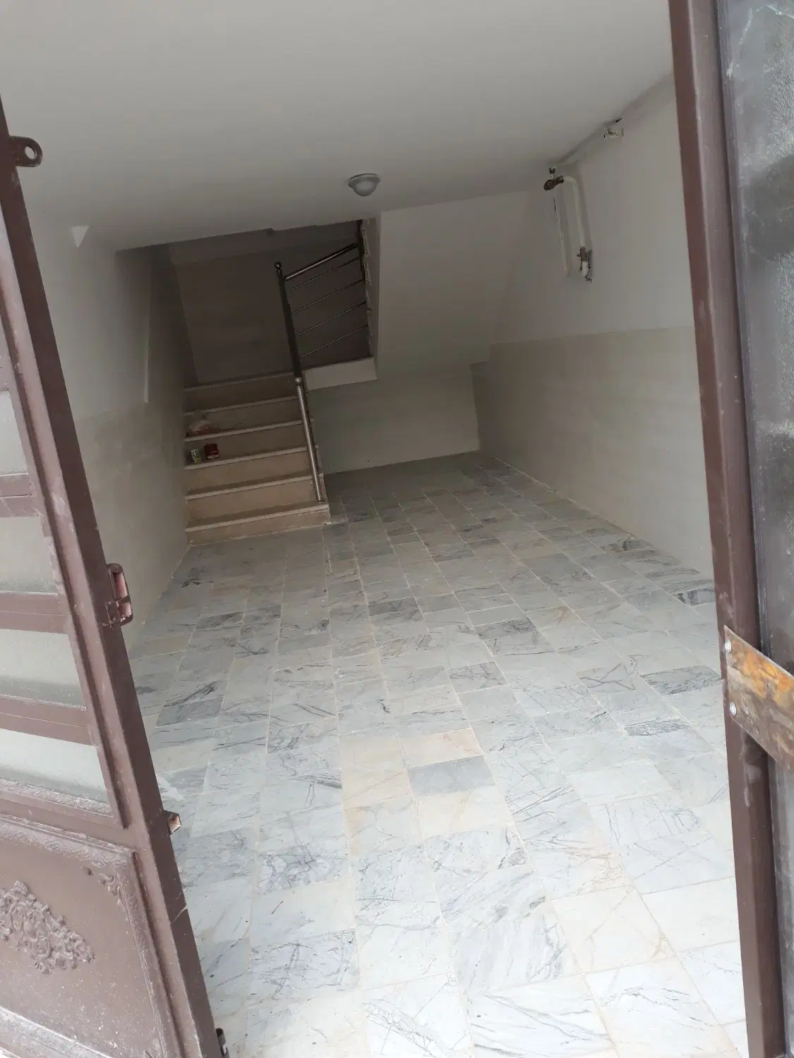خونه دوطبقه بر ۱۶ متری احداثی
