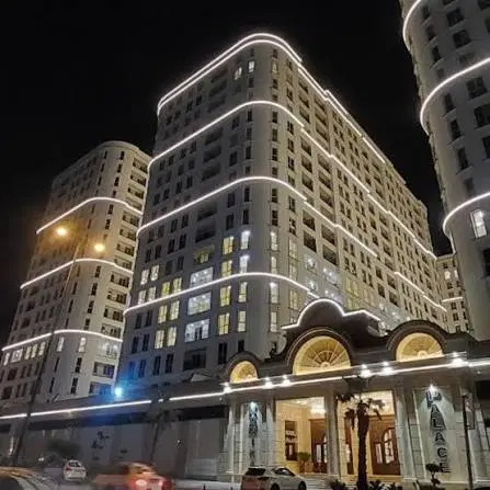واحد ۱۲۳ متری رونیکا پالاس کوهک