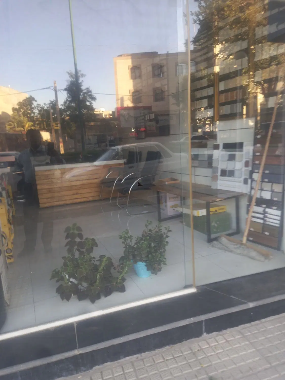 فروش تجاری کاشانی مرکزی