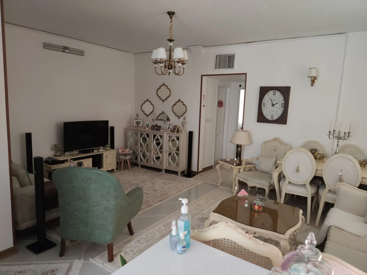 فروش آپارتمان تازه بازسازی اول سجادیه