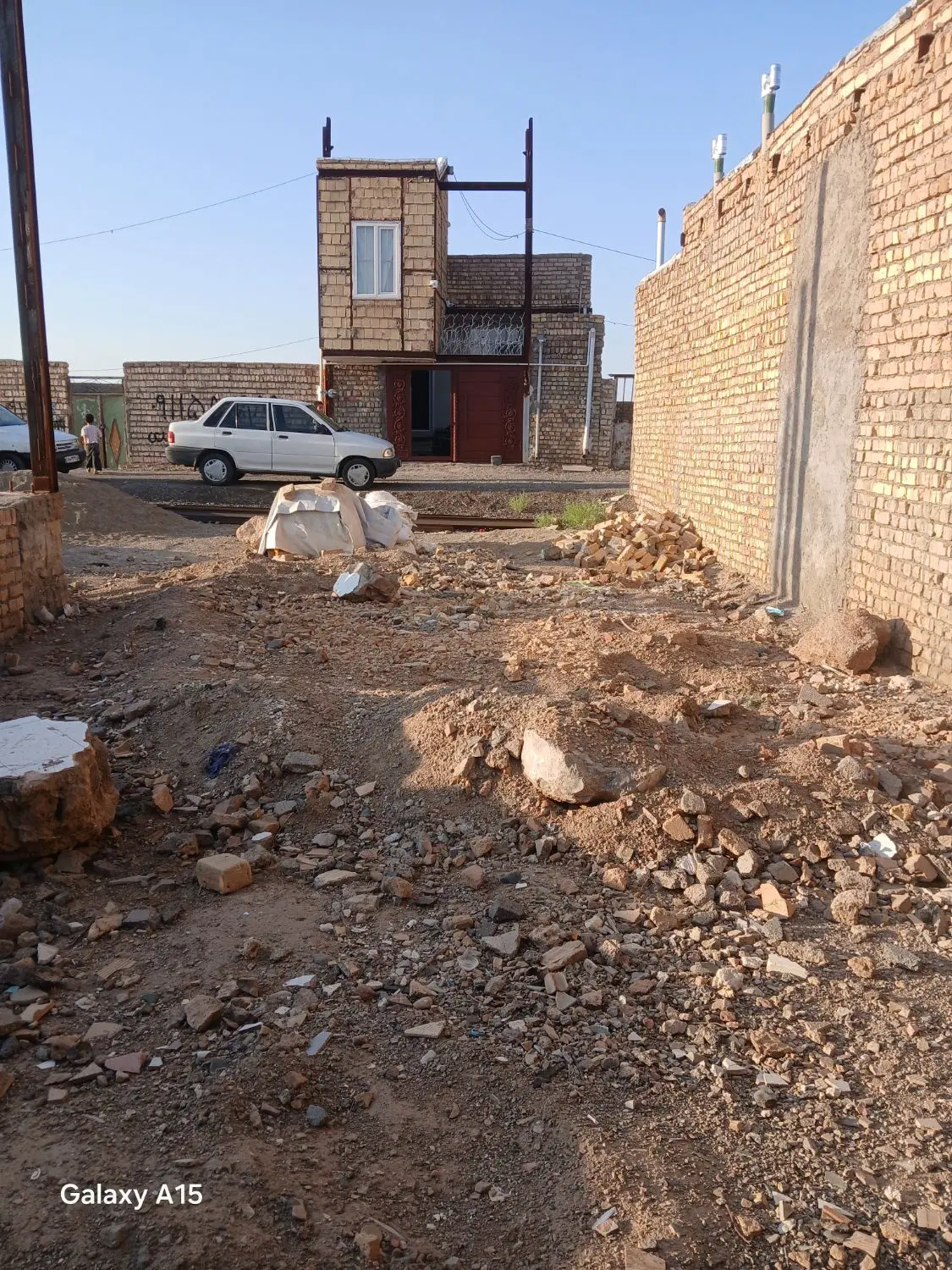 زمین ۹۵ متری