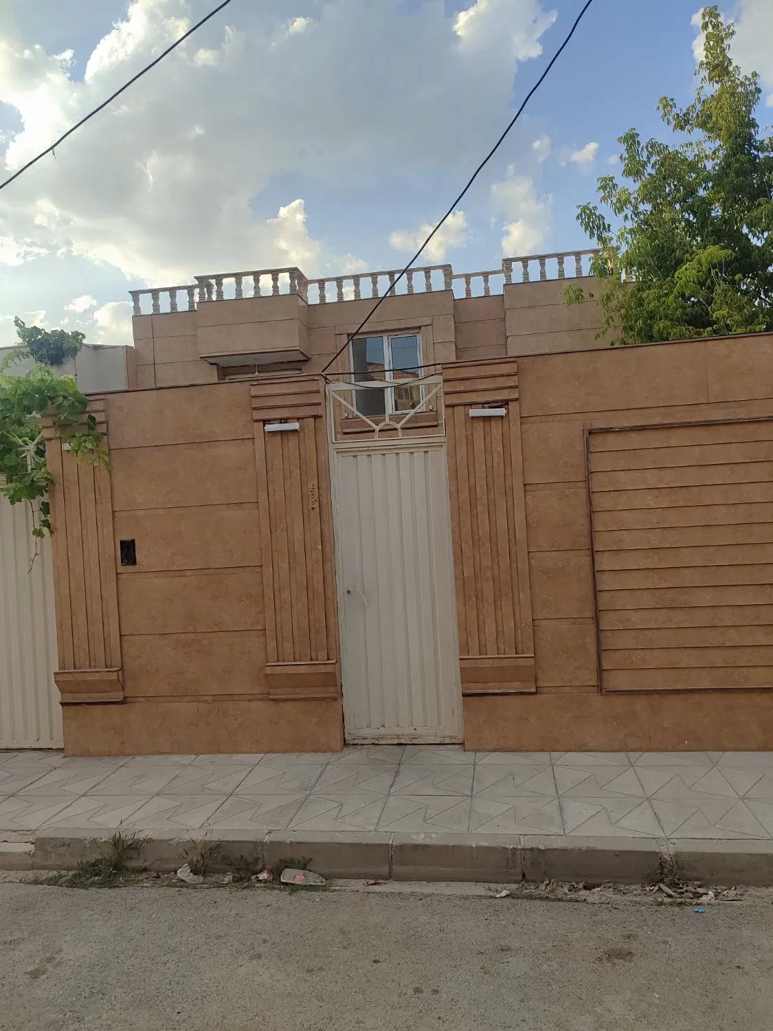 خانه مسکونی در ایثار