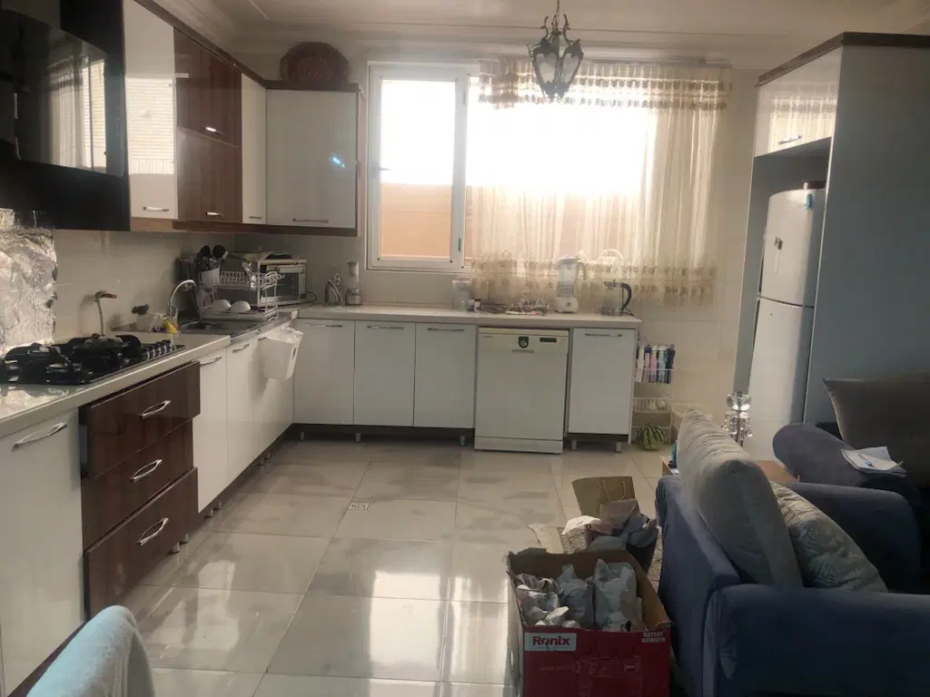 180مترفول پارکینگ اختصاصی،لوکیشن جمهوری رهن کامل