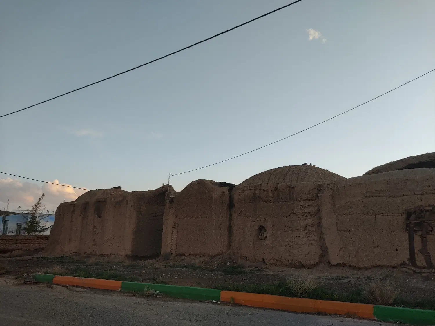 فروش خانه کلوخی ۲۵۰ متری