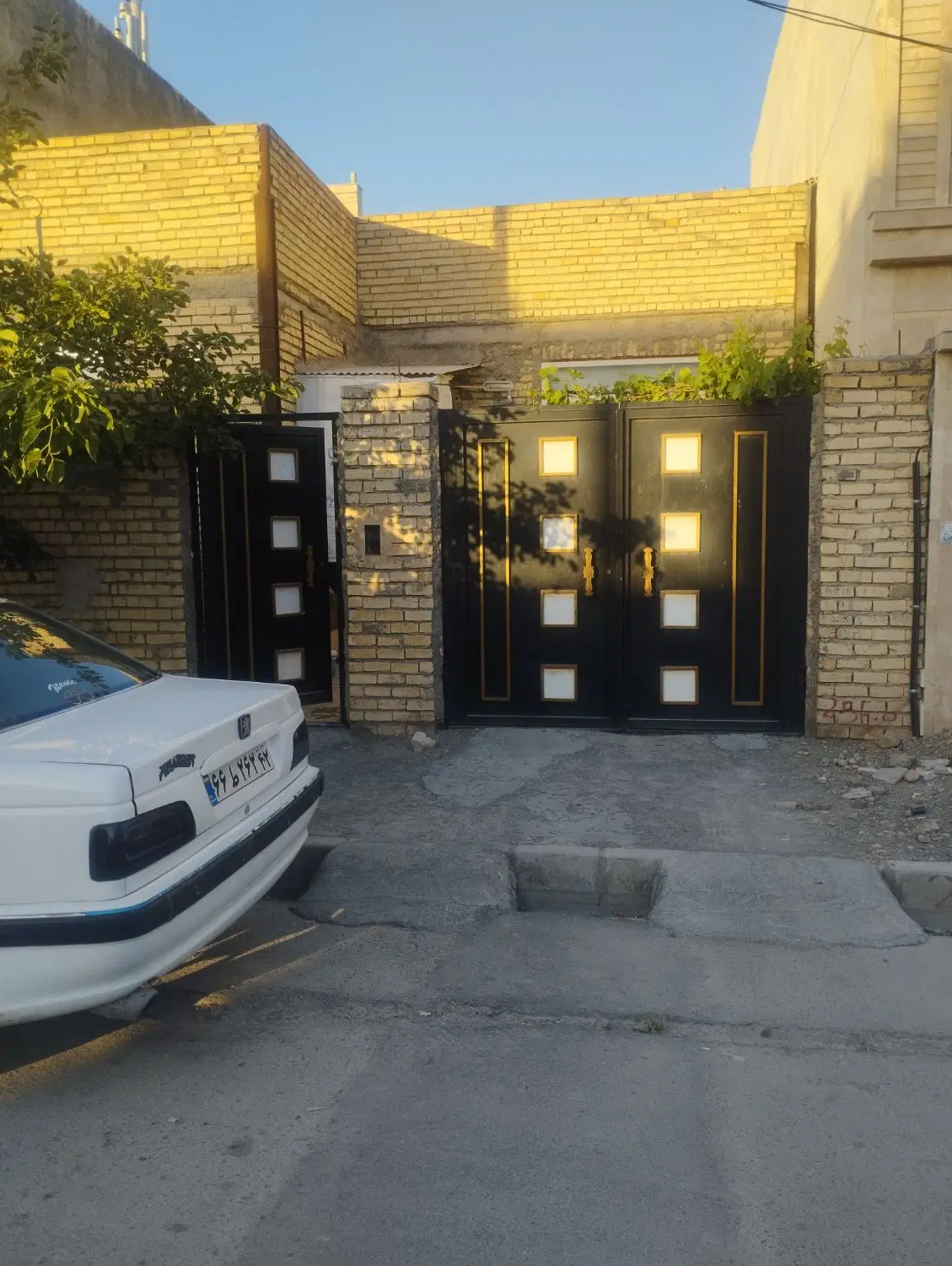 ویلایی محله ۹ پشت بازار برونسی