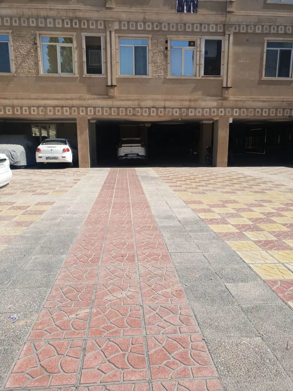 آپارتمان ۸۵ متری