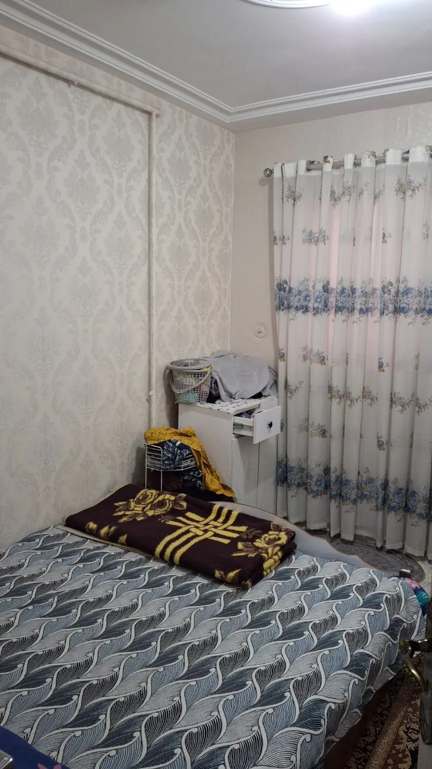 فروش یک واحد ساختمان طبقه دوم